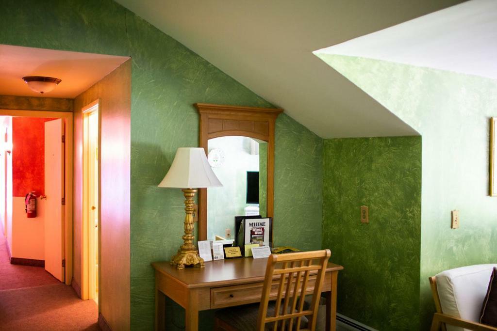 Inn At Iron Masters Lakeville Luaran gambar